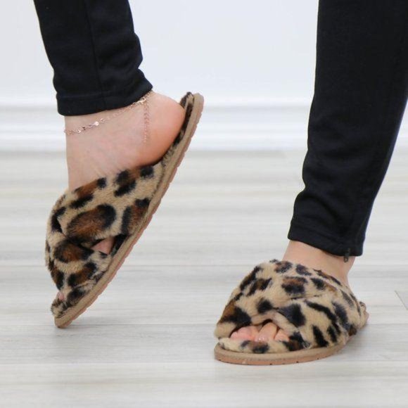 Leopard  Fuzzy Furry Criss Cross Sandal Sliders - Picture 13 of 14